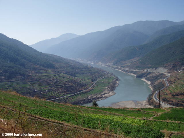 View down towards the road from near the Qiaotou start of the upper trail through Tiger Leaping Gorge in Yunnan, China